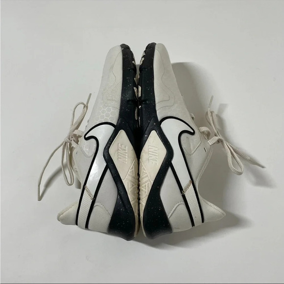 Nike Womens Legend Essential 2 Premium Training Shoes Size 9 - Picture 5 of 8
